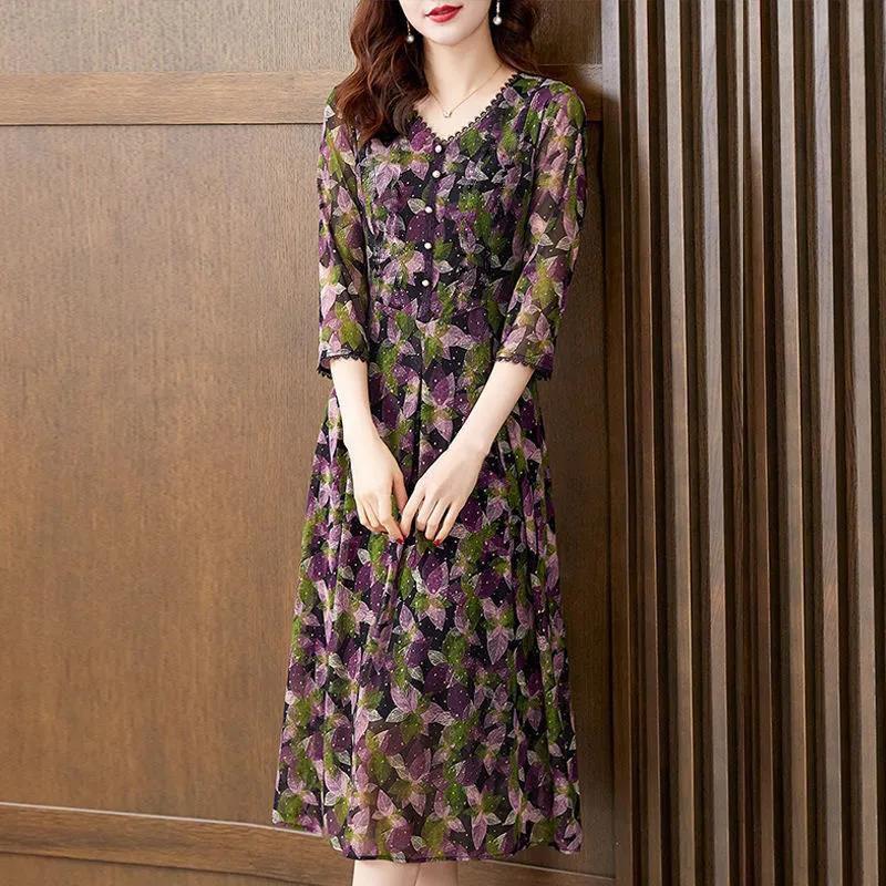 Винтажные платья в горошек с принтом сломанных цветов Весна Лето Рукав 3/4 Стильное V-образное декольте Сборка на пуговицах Женское А-силуэтное платье миди с акцентом на талии XXXL фиолетовый
Винтажные платья в горошек с принтом сломанных цветов Весна Лето Рукав 3/4 Стильное V-образное декольте Сборка на пуговицах Женское А-силуэтное платье миди с акцентом на талии XXXL фиолетовый