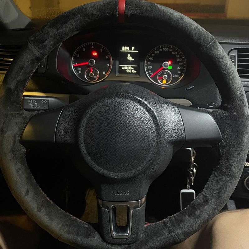 Braid Car Steering Wheel Cover Anti-Slip Suede Leather For Volkswagen Golf 6 Mk6 Polo MK5 2010-2013 Jetta Car Accessories Red Thread
Braid Car Steering Wheel Cover Anti-Slip Suede Leather For Volkswagen Golf 6 Mk6 Polo MK5 2010-2013 Jetta Car Accessories Red Thread