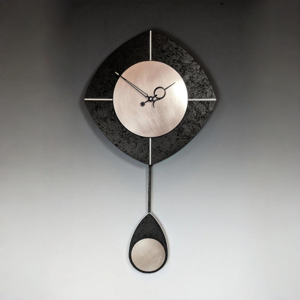 Wall Clock Brief Quartz Clocks Times Creative Silent Loudspeaker Mute Watches Hours чёрный
Wall Clock Brief Quartz Clocks Times Creative Silent Loudspeaker Mute Watches Hours чёрный