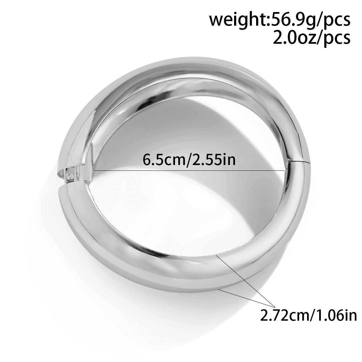 Преувеличенный глянцевый дизайн браслета геометрическая личность модный браслет браслет
Преувеличенный глянцевый дизайн браслета геометрическая личность модный браслет браслет