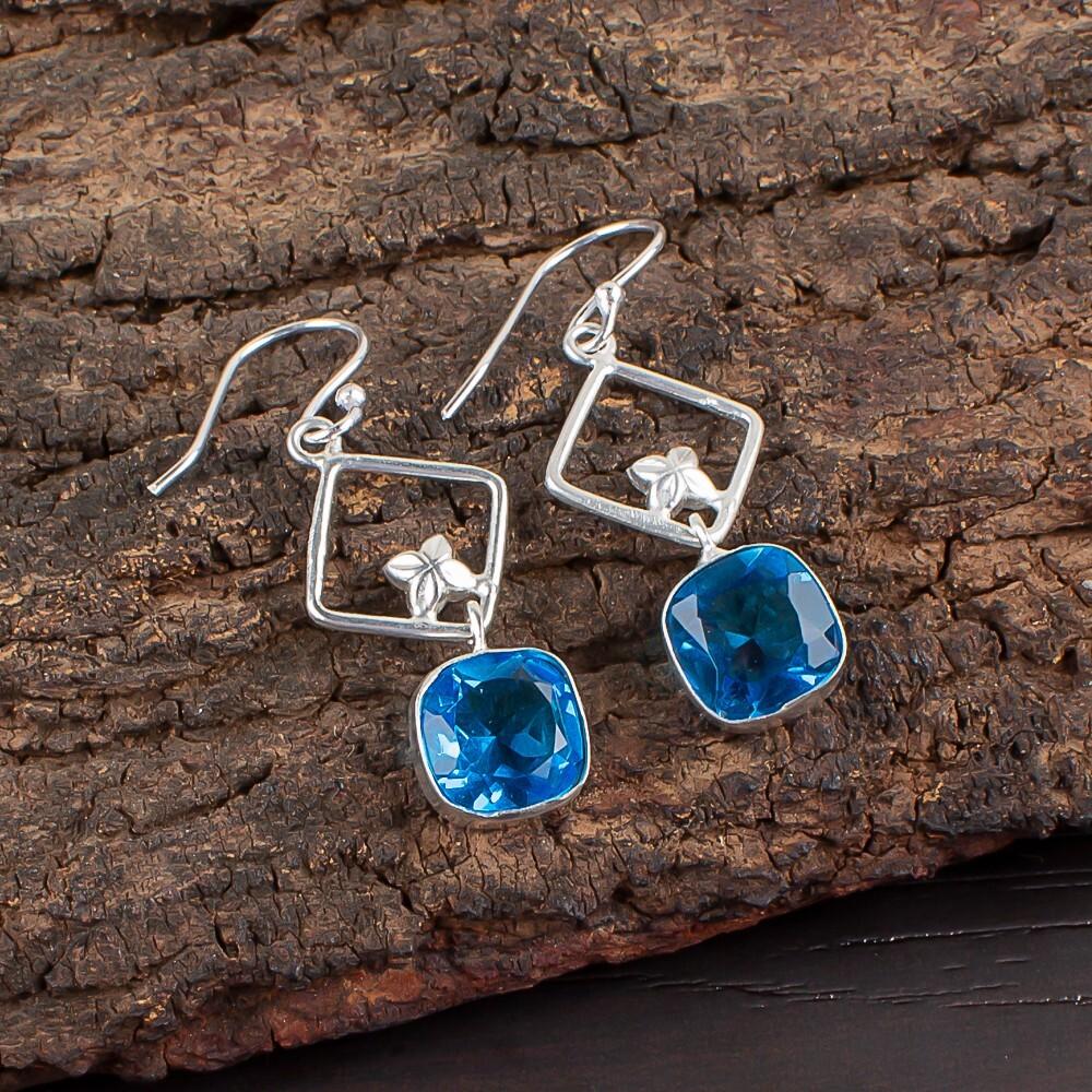 Swiss Blue Topaz Gemstone 925 Sterling Silver Jewelry Drop/Dangle Earrings 1.70 EE-10-3
Swiss Blue Topaz Gemstone 925 Sterling Silver Jewelry Drop/Dangle Earrings 1.70 EE-10-3
