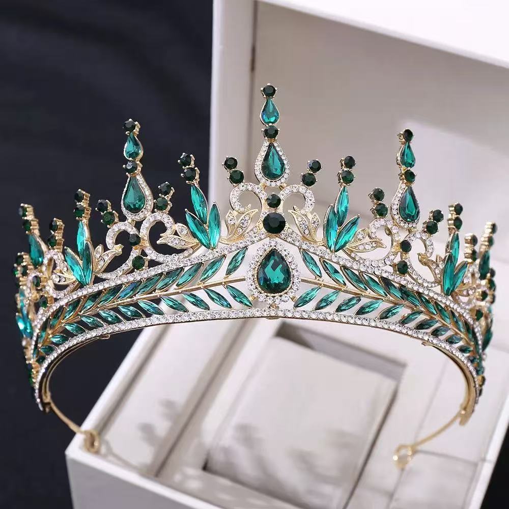 The Bride s Crystal Crown Grand Main Wedding Dress Headwear Wedding Dress Female Crown Birthday Princess Hair Accessory
The Bride s Crystal Crown Grand Main Wedding Dress Headwear Wedding Dress Female Crown Birthday Princess Hair Accessory