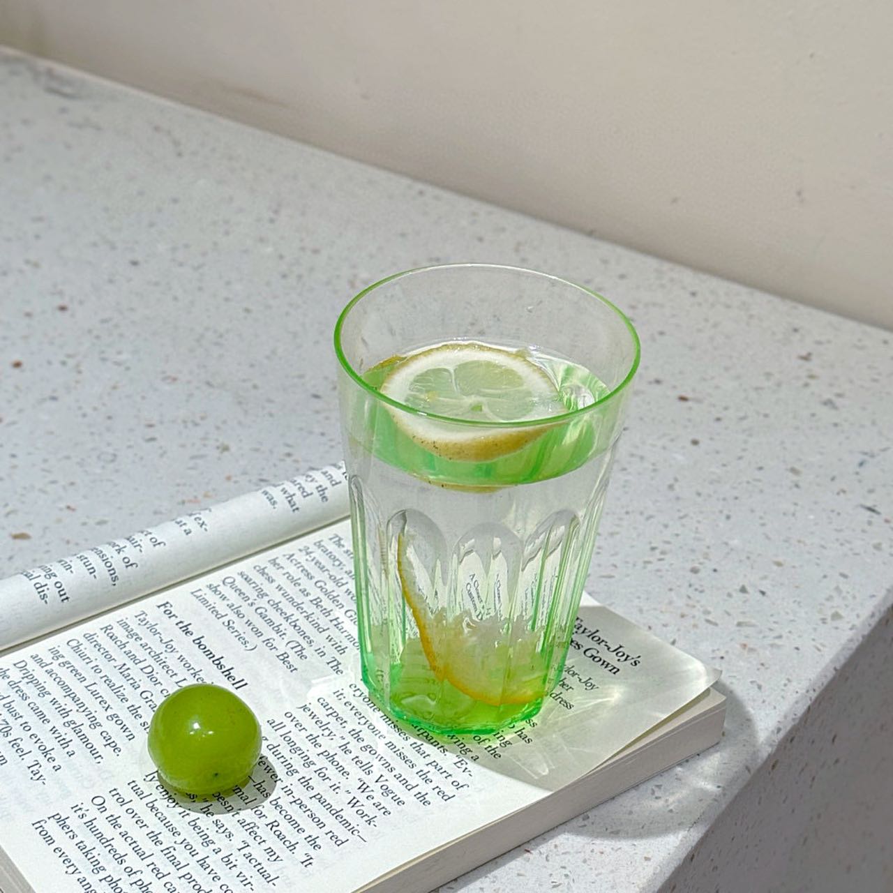 1/4pcs Acrylic Plastic Beer Cups Transparent Anti-drop Thickened Octagonal Cup Whiskey Glass Tumbler Water Glass Cup 401-500ml
1/4pcs Acrylic Plastic Beer Cups Transparent Anti-drop Thickened Octagonal Cup Whiskey Glass Tumbler Water Glass Cup 401-500ml