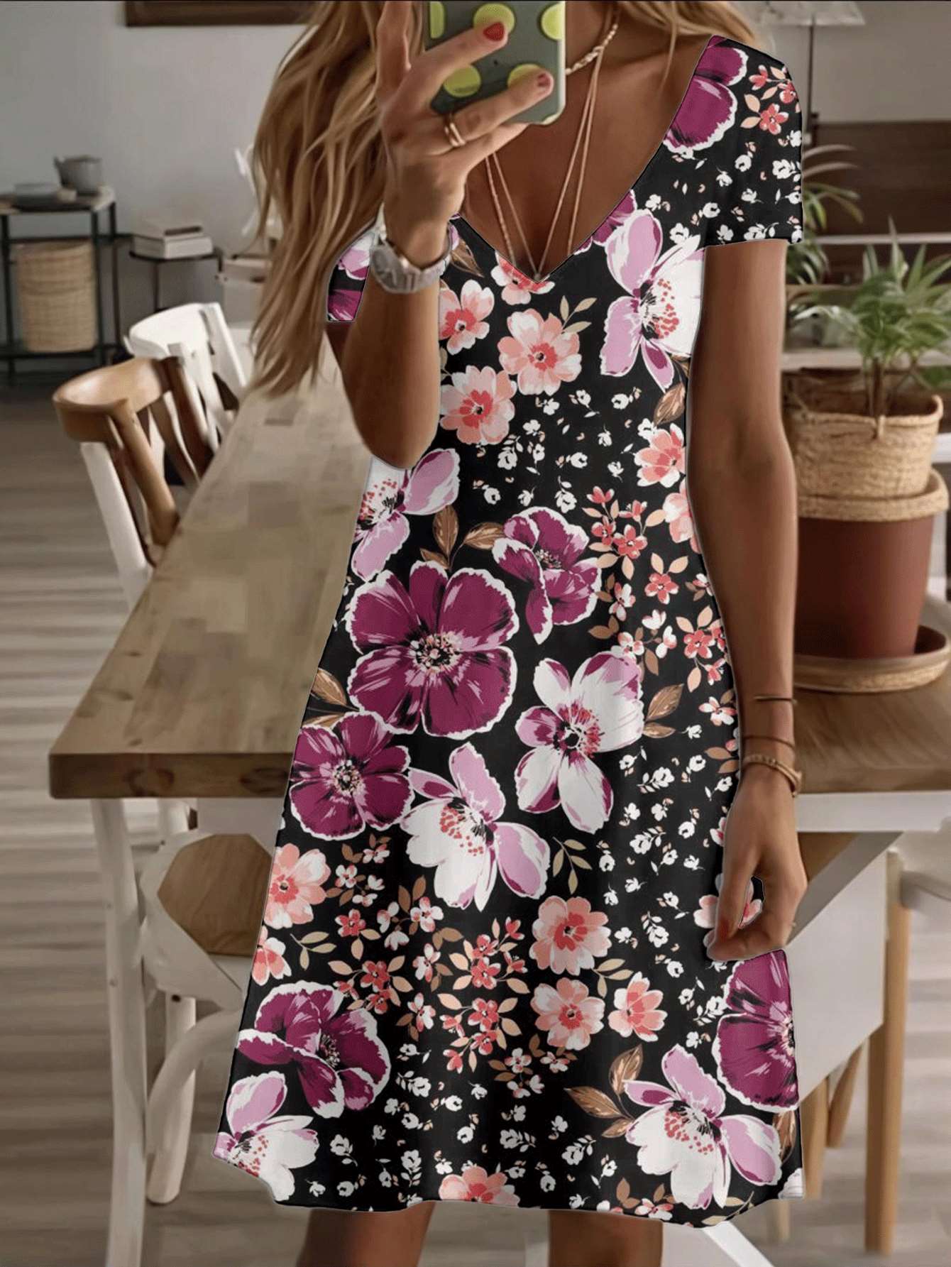 Vneck shortsleeve midi dress for women purple floral print pattern 3D premium printing durable and soft fabric breathable summer style elegant ca L дубильная кора
Vneck shortsleeve midi dress for women purple floral print pattern 3D premium printing durable and soft fabric breathable summer style elegant ca L дубильная кора