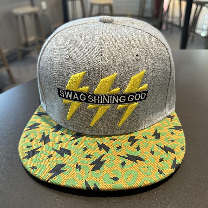 Кепки Snapback Hip Hop от NORTHWOOD для женщин и мужчин, уличные кепки с плоским козырьком, хип-хоп кепки, костяные Snapbacks, головные уборы для защиты от солнца, уличные кепки-тракеры 55-60 cm серый
Кепки Snapback Hip Hop от NORTHWOOD для женщин и мужчин, уличные кепки с плоским козырьком, хип-хоп кепки, костяные Snapbacks, головные уборы для защиты от солнца, уличные кепки-тракеры 55-60 cm серый