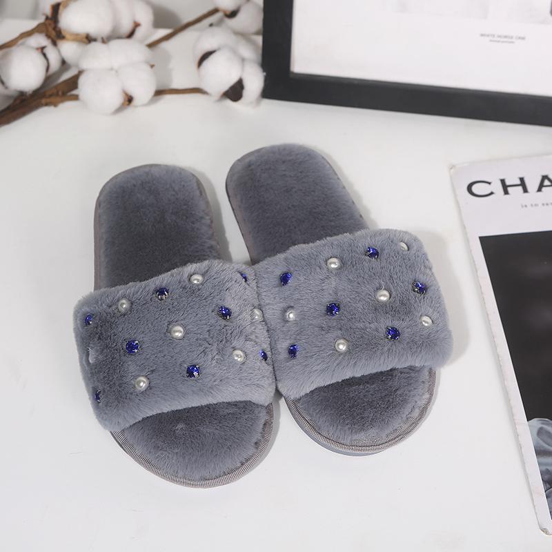 Модные Шикарные Тапочки-Шлепанцы с Морскими Звездами и Жемчугом для Женщин, Удобные, Теплые, из Искусственного Меха, Хлопковые Тапочки для Спальни, Женские Зимние Плюшевые Шлепанцы 36-37 серый
Модные Шикарные Тапочки-Шлепанцы с Морскими Звездами и Жемчугом для Женщин, Удобные, Теплые, из Искусственного Меха, Хлопковые Тапочки для Спальни, Женские Зимние Плюшевые Шлепанцы 36-37 серый