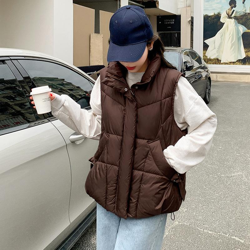 Хлопковый жилет для женщин, осенне-зимний новый повседневный свободный жилет без рукавов, утолщенный теплый однотонный хлопковый жилет XXL темно-коричневого
Хлопковый жилет для женщин, осенне-зимний новый повседневный свободный жилет без рукавов, утолщенный теплый однотонный хлопковый жилет XXL темно-коричневого