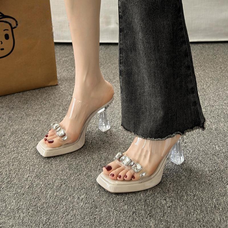 Transparent crystal slippers women s summer word with high sense thick heel sandals high heels wear versatile sandals 34
Transparent crystal slippers women s summer word with high sense thick heel sandals high heels wear versatile sandals 34
