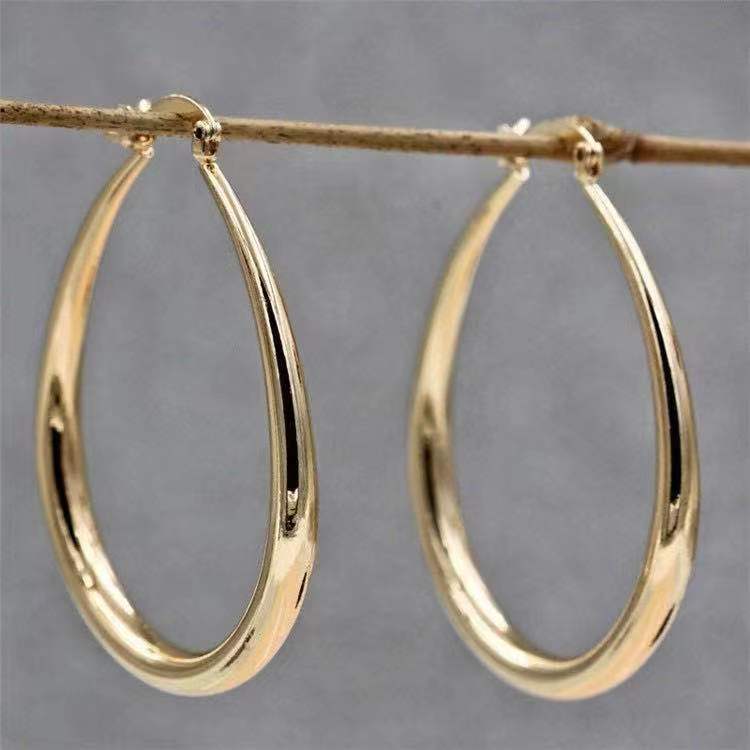 New Arrival Fashion Geometric Dangle Earring Gold Color Oval Glossy Surface Metal Earrings for Women Charm Design Korea Jewelry
New Arrival Fashion Geometric Dangle Earring Gold Color Oval Glossy Surface Metal Earrings for Women Charm Design Korea Jewelry