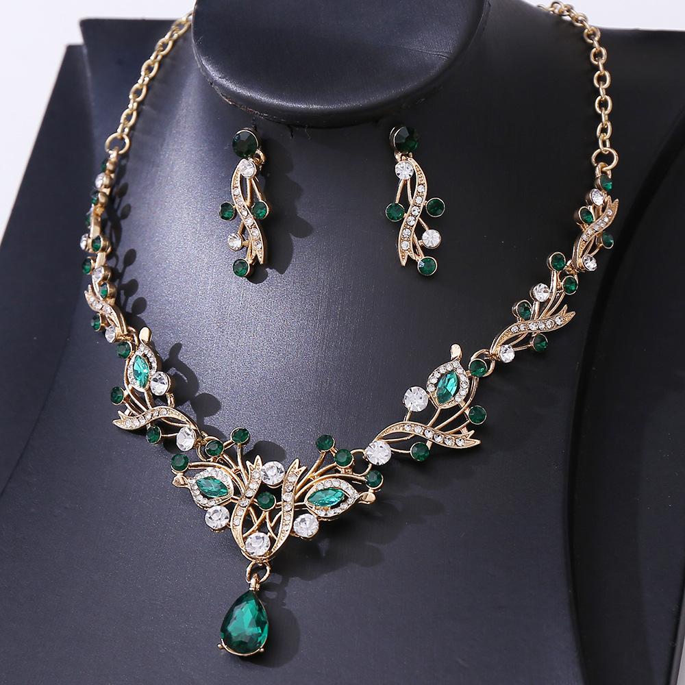 2026 European and American Amazon Bridal Rhinestone Crystal Necklace Earrings Set Women s Ball Dress 45CM
2026 European and American Amazon Bridal Rhinestone Crystal Necklace Earrings Set Women s Ball Dress 45CM