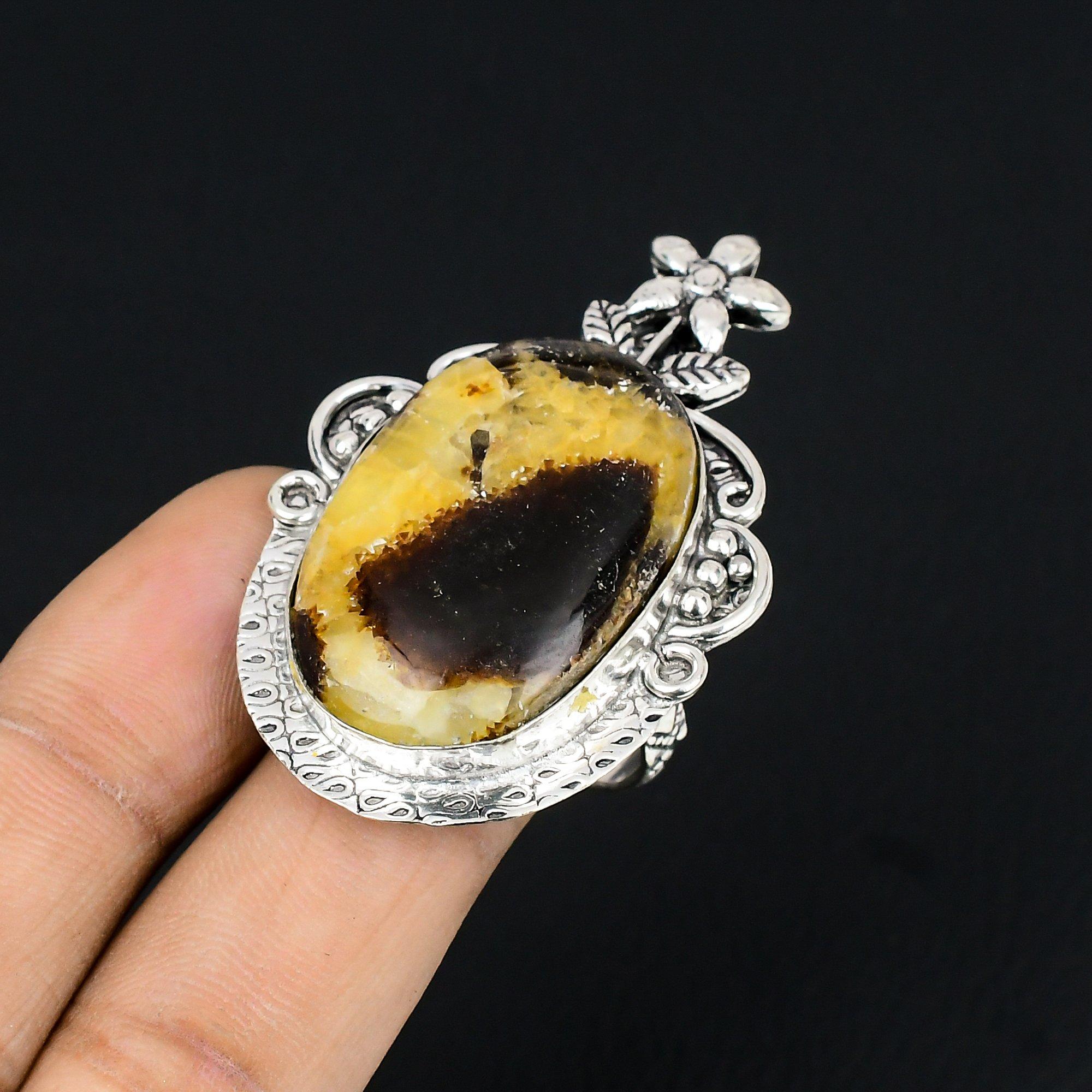 Gift For Women Solitaire Flower Ring Size 8 925 Silver Natural Septarian 8
Gift For Women Solitaire Flower Ring Size 8 925 Silver Natural Septarian 8