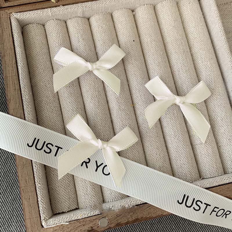 1/10 шт. Цветные шелковые ленты Бантики Заколка для волос Модные Милые Заколки для девочек Красочное кружево Женская невидимка Аксессуары INS Y2K 1Pcs
1/10 шт. Цветные шелковые ленты Бантики Заколка для волос Модные Милые Заколки для девочек Красочное кружево Женская невидимка Аксессуары INS Y2K 1Pcs