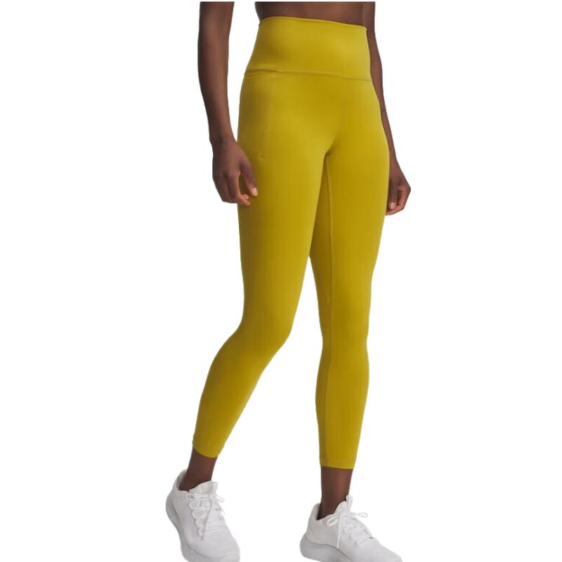 Under Armour Meridian Women s Training Capri Leggings S
Under Armour Meridian Women s Training Capri Leggings S