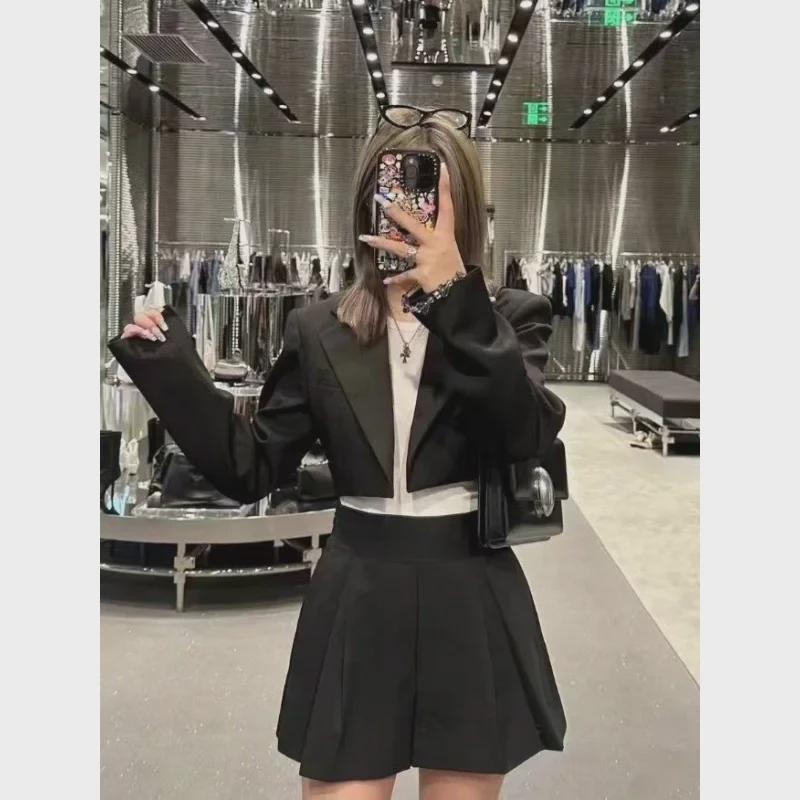 In Stock! Women s Embroidered High-Waisted Short Suit Jacket Set – Fashionable and Casual for Autumn and Spring. Small
In Stock! Women s Embroidered High-Waisted Short Suit Jacket Set – Fashionable and Casual for Autumn and Spring. Small