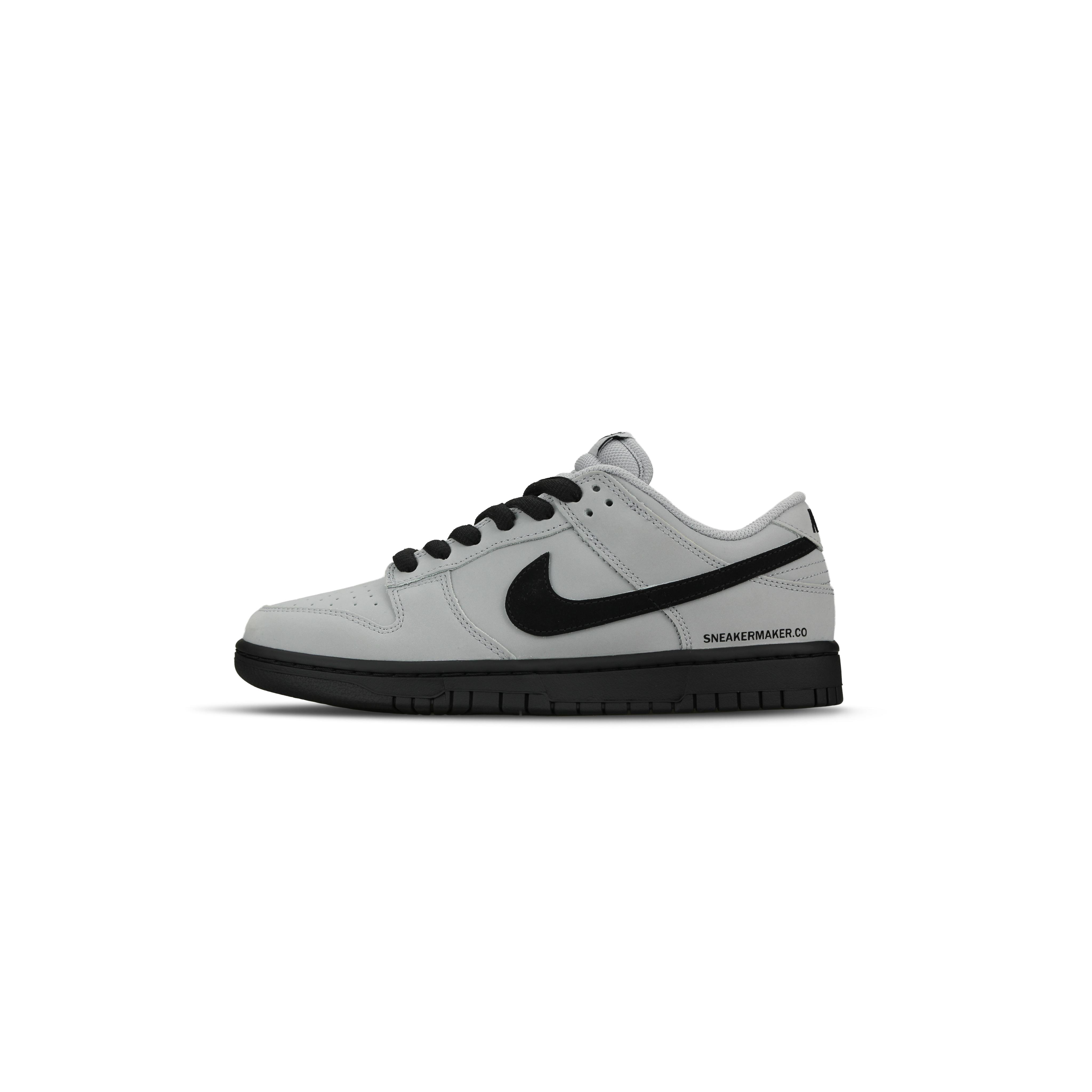 Nike Dunk Abrasion Resistant Slip Resistant Low top Skateboard Shoes Unisex Black Gray HQ1932-001(Team1737) 41
Nike Dunk Abrasion Resistant Slip Resistant Low top Skateboard Shoes Unisex Black Gray HQ1932-001(Team1737) 41