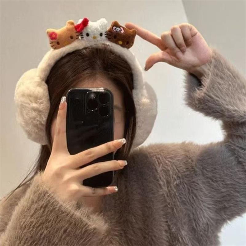 Милые плюшевые наушники Sanrio Hello Kitty из мультфильма, осенне-зимние, теплые, ветрозащитные, теплые, девчачьи, плюшевые, складные, защита для ушей, подарки
Милые плюшевые наушники Sanrio Hello Kitty из мультфильма, осенне-зимние, теплые, ветрозащитные, теплые, девчачьи, плюшевые, складные, защита для ушей, подарки