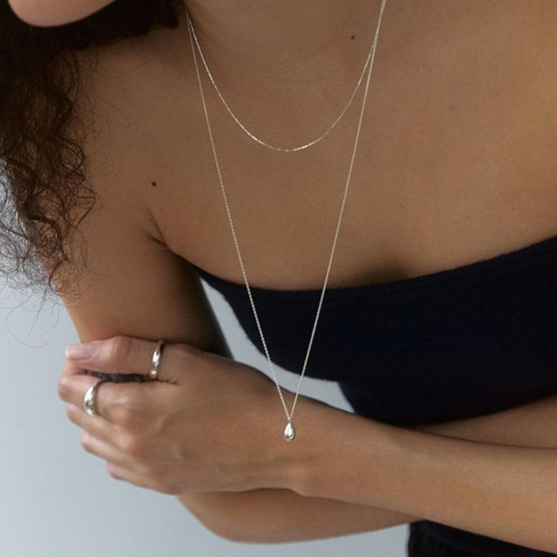 mimesi Tear Drop Necklace (flat chain) 60cm
mimesi Tear Drop Necklace (flat chain) 60cm