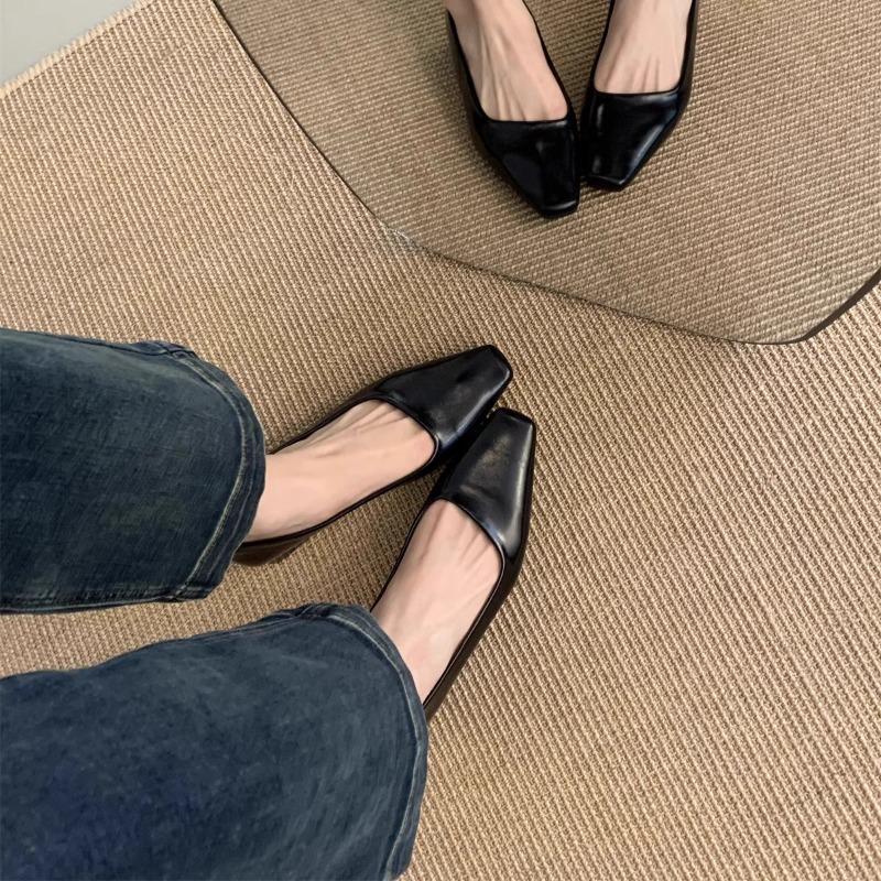 Fashion New Genuine Leather Multi-color Low-heeled Women s Shoes Round Toe Flats Bottom Shallow Cut Single Shoe Casual Versatile Loafers 35
Fashion New Genuine Leather Multi-color Low-heeled Women s Shoes Round Toe Flats Bottom Shallow Cut Single Shoe Casual Versatile Loafers 35