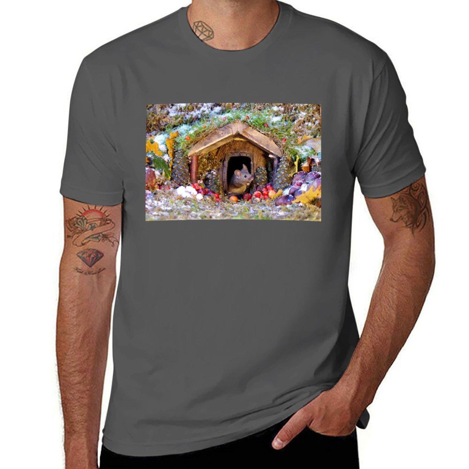 festive christmas mouse in a log cabin house T-Shirt man graphic t shirt man t shirts for men T-Shirt 4XL
festive christmas mouse in a log cabin house T-Shirt man graphic t shirt man t shirts for men T-Shirt 4XL