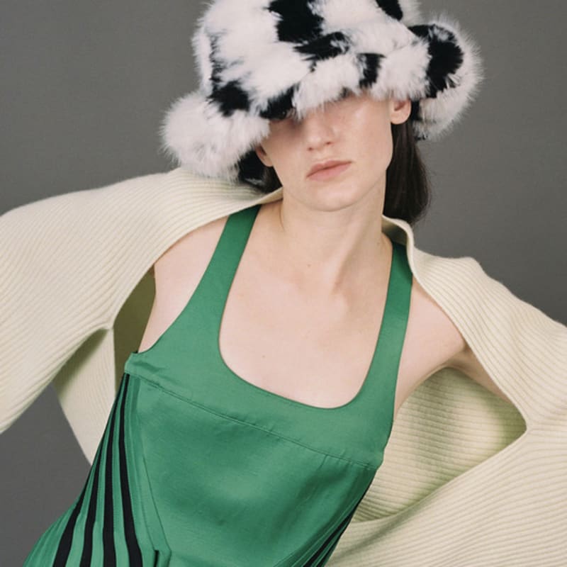 ПОТРЯСАЮЩАЯ НУЖДАЕТСЯ В ШЛЯПЕ ДЕРБИ_ПОЛОСКА FREE
ПОТРЯСАЮЩАЯ НУЖДАЕТСЯ В ШЛЯПЕ ДЕРБИ_ПОЛОСКА FREE