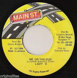 7inch Record LADY G - Me Or The Gun NONE Main St. 1994 Jamaica Reggae, Ska & Dub Used
7inch Record LADY G - Me Or The Gun NONE Main St. 1994 Jamaica Reggae, Ska & Dub Used