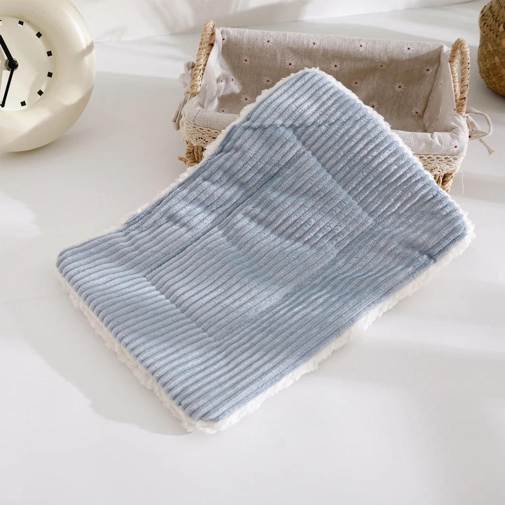 Домик-кровать для хомяка Зимний теплый Кровать-мат для белки, ежа, кролика Дом-гнездо Аксессуары для хомяка Кровать-мат для маленького питомца S синий
Домик-кровать для хомяка Зимний теплый Кровать-мат для белки, ежа, кролика Дом-гнездо Аксессуары для хомяка Кровать-мат для маленького питомца S синий