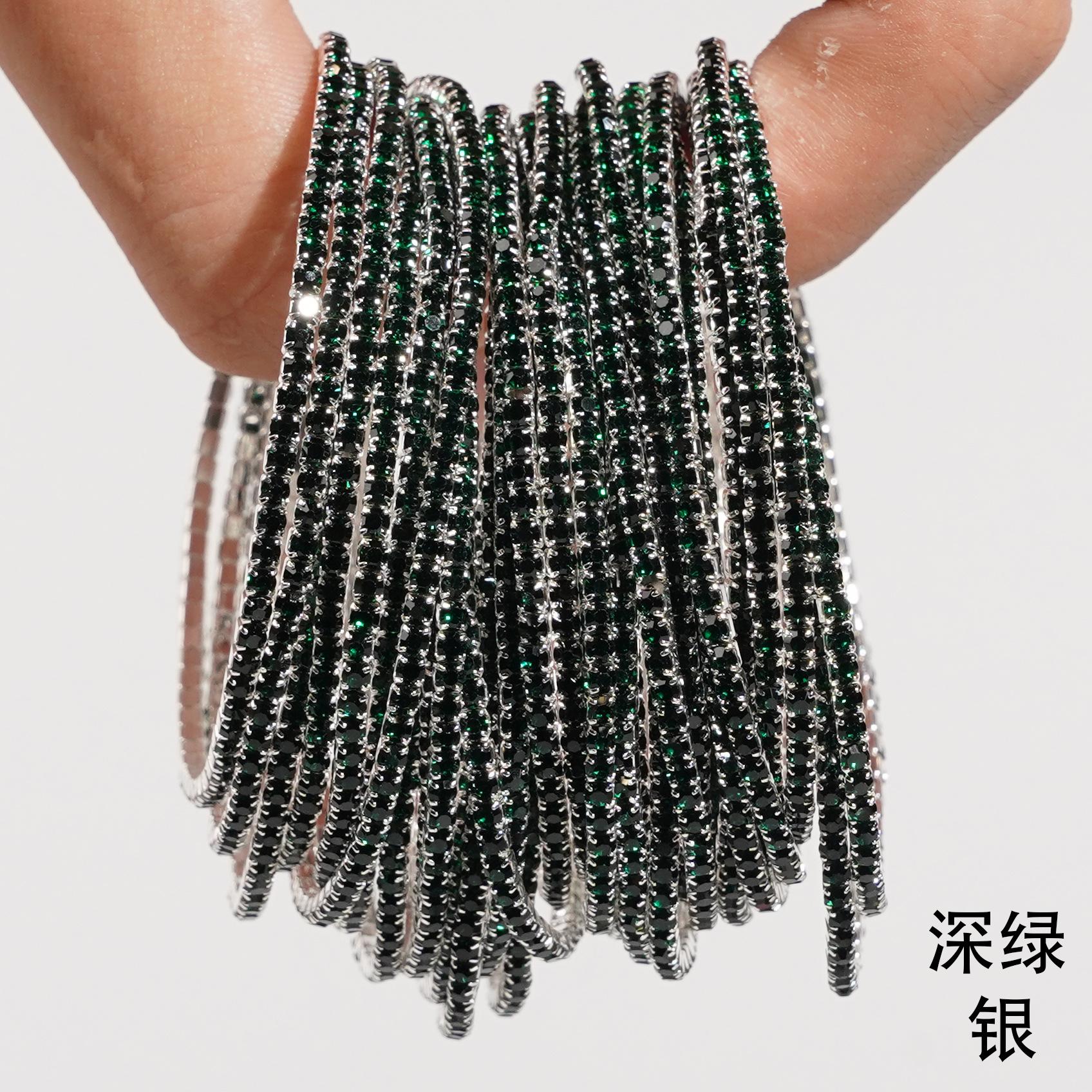 Fashion Rhinestone Stretch Bracelet Silver Plated Adjustable Elastic Band Multi-Layered Design Lightweight Durable Jewelry for Daily Wear One Size
Fashion Rhinestone Stretch Bracelet Silver Plated Adjustable Elastic Band Multi-Layered Design Lightweight Durable Jewelry for Daily Wear One Size