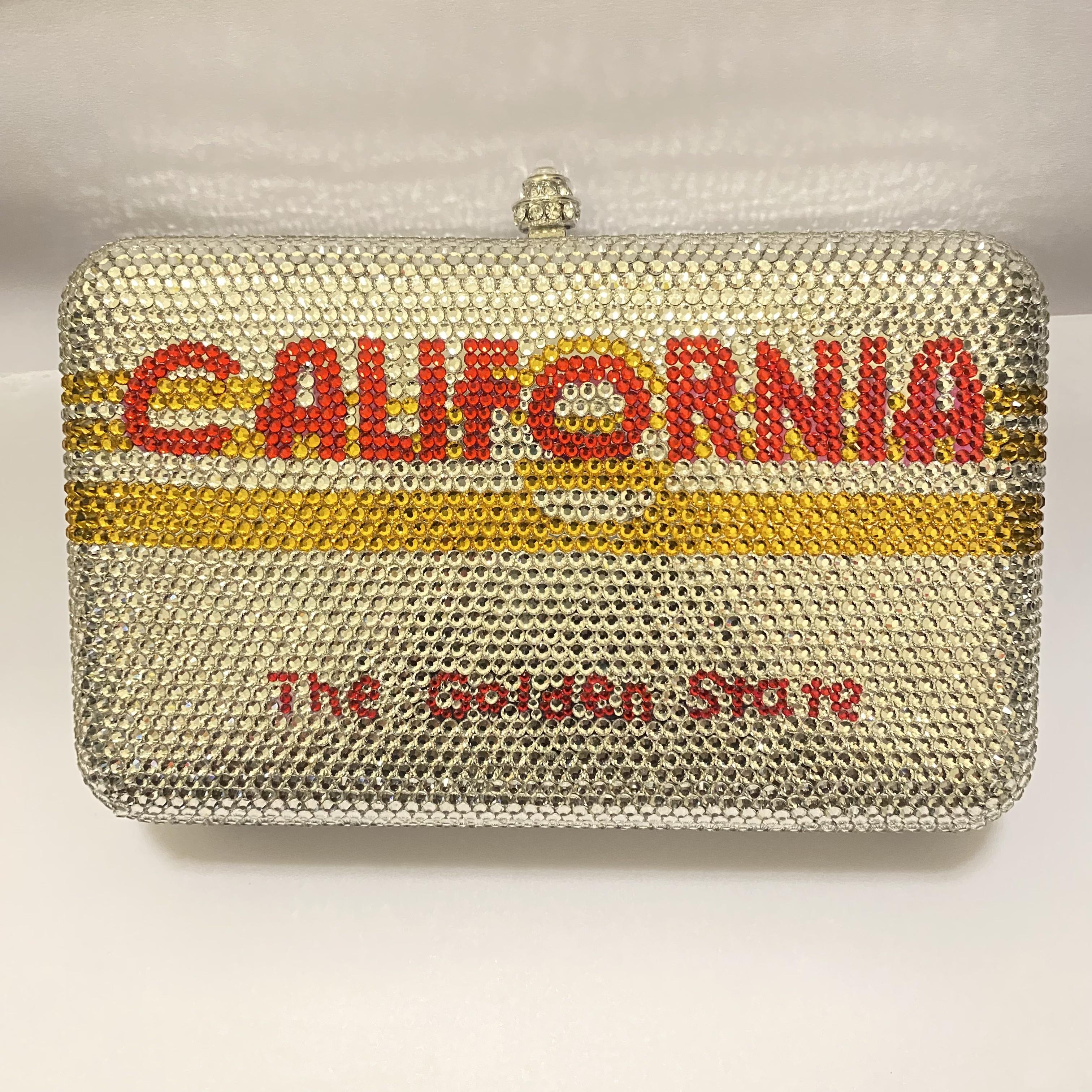 CALIFORNAI Letter Evening Clutches High-End Crystal White Clutch Red Purses Bridal Handbags Luxury Women Full Diamond Dinner 16.5cmX10cmX4cm
CALIFORNAI Letter Evening Clutches High-End Crystal White Clutch Red Purses Bridal Handbags Luxury Women Full Diamond Dinner 16.5cmX10cmX4cm