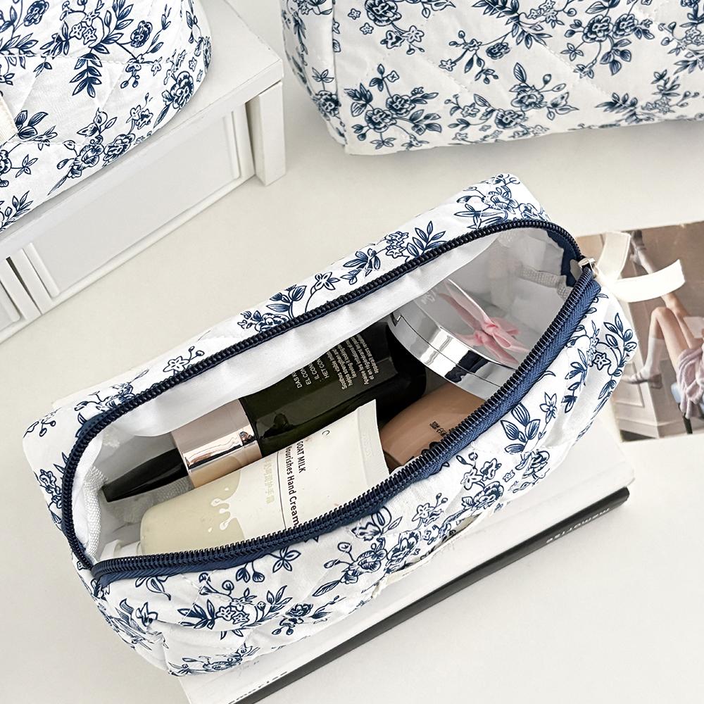 Girl s Toiletry Bag Women s Wallets Handbags Travel Pouch Makeup and Cosmetics Organizer Toilet Bags Ladies Large Cosmetic Bag
Girl s Toiletry Bag Women s Wallets Handbags Travel Pouch Makeup and Cosmetics Organizer Toilet Bags Ladies Large Cosmetic Bag