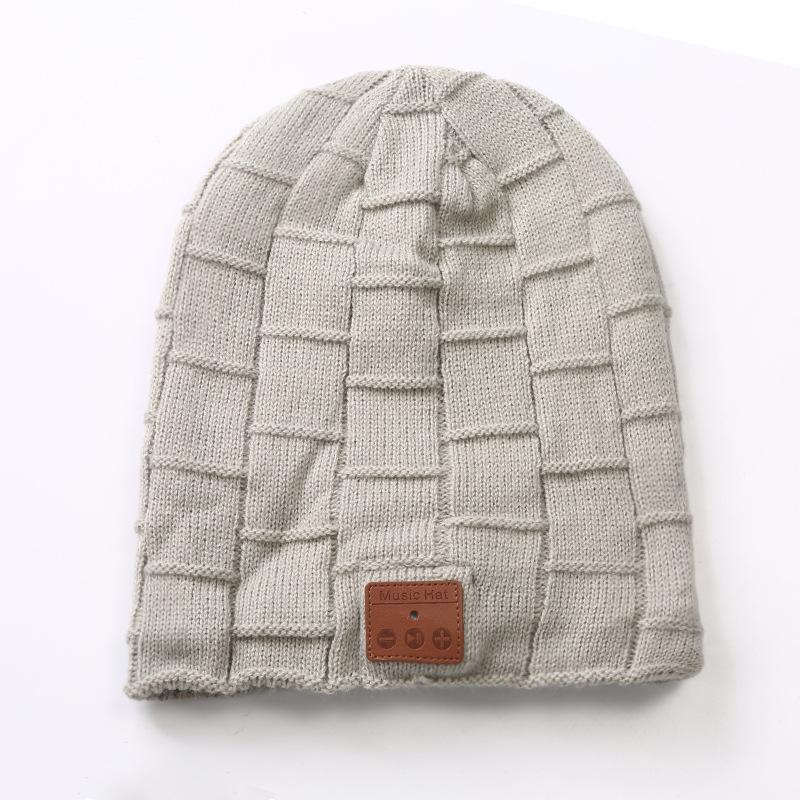 Winter Bluetooth Plaid Hat with Velvet Lining and Noise-Cancelling Earphones
Winter Bluetooth Plaid Hat with Velvet Lining and Noise-Cancelling Earphones