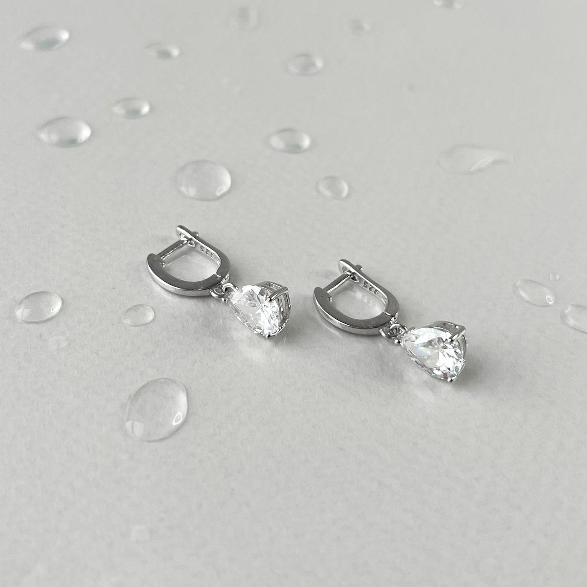 Срібні сережки з фіанітами (2138730) білий
Срібні сережки з фіанітами (2138730) білий