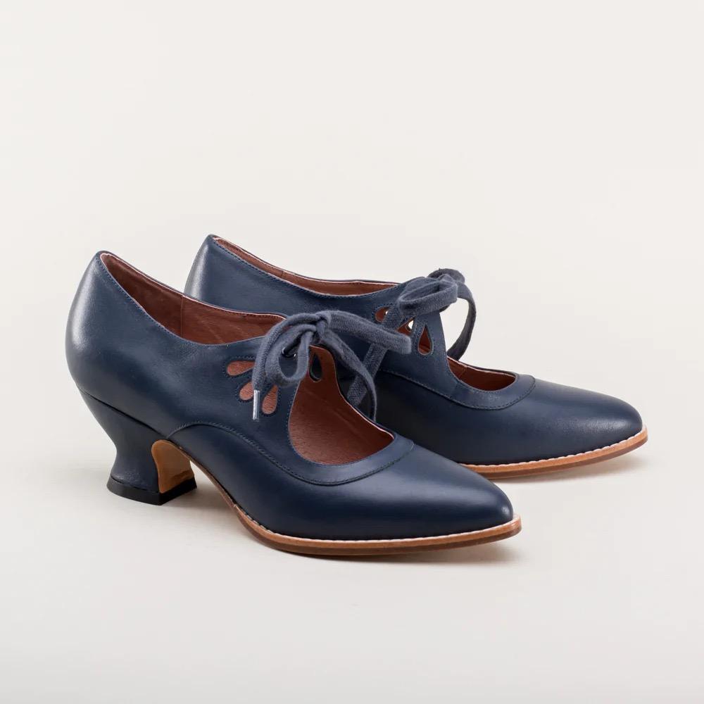 Fashion Ballroom Dance Latin Dance Summer New Slope with Fashion Women s Shoes Ladies Lace Up Dance Shoes In with Women s Shoes 35 синій
Fashion Ballroom Dance Latin Dance Summer New Slope with Fashion Women s Shoes Ladies Lace Up Dance Shoes In with Women s Shoes 35 синій
