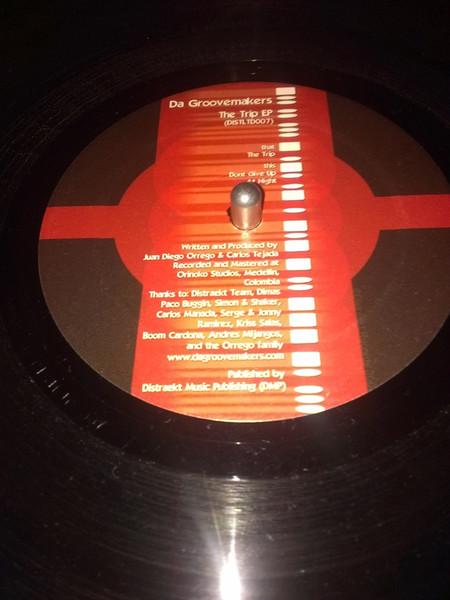 12inch Record DA GROOVEMAKERS - The Trip EP DISTLTD007 Distraektions L 2005 UK Dance & Electronica Used
12inch Record DA GROOVEMAKERS - The Trip EP DISTLTD007 Distraektions L 2005 UK Dance & Electronica Used