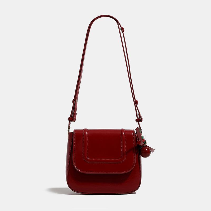 Red Wedding Bag, Small Square Bag, Women s New Super Popular Versatile Saddle Bag, High-end Single Shoulder Crossbody Bag красный
Red Wedding Bag, Small Square Bag, Women s New Super Popular Versatile Saddle Bag, High-end Single Shoulder Crossbody Bag красный