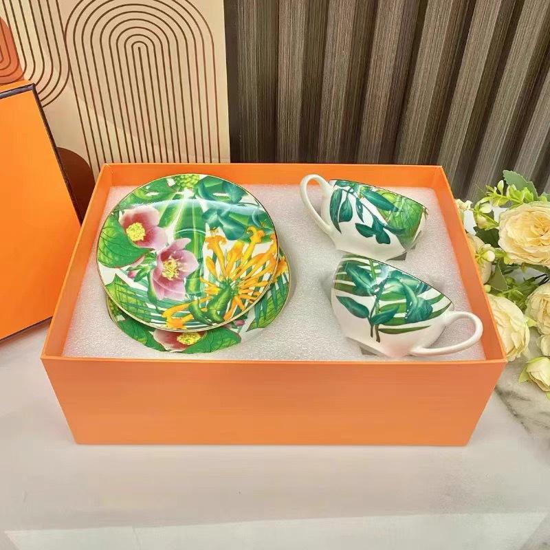 H Family Ika Series Bone China Double Coffee Cup Set with Orange Gift Box - Perfect for Housewarming or Wedding Gifts.
H Family Ika Series Bone China Double Coffee Cup Set with Orange Gift Box - Perfect for Housewarming or Wedding Gifts.