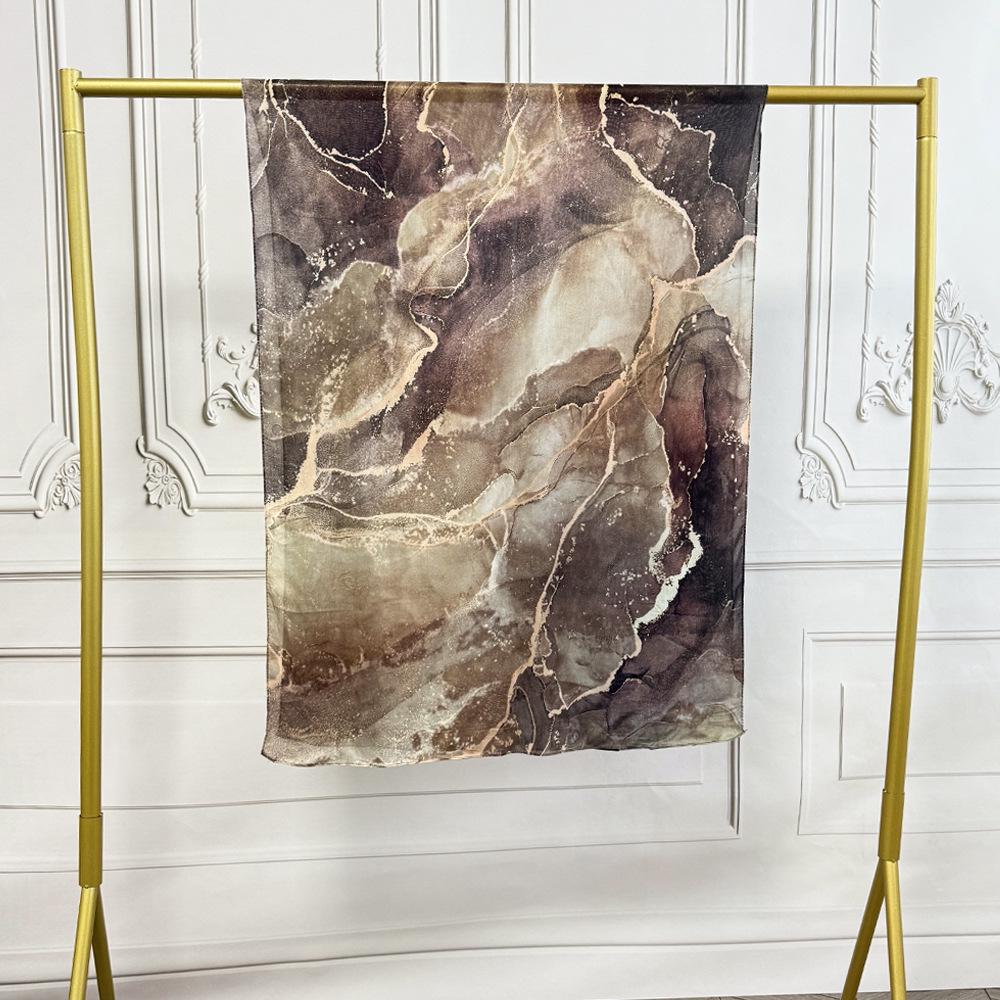 2025 Ethnic Gauze Watercolor Modal Cotton Women s Headscarf & Shawl 170*70cm
2025 Ethnic Gauze Watercolor Modal Cotton Women s Headscarf & Shawl 170*70cm