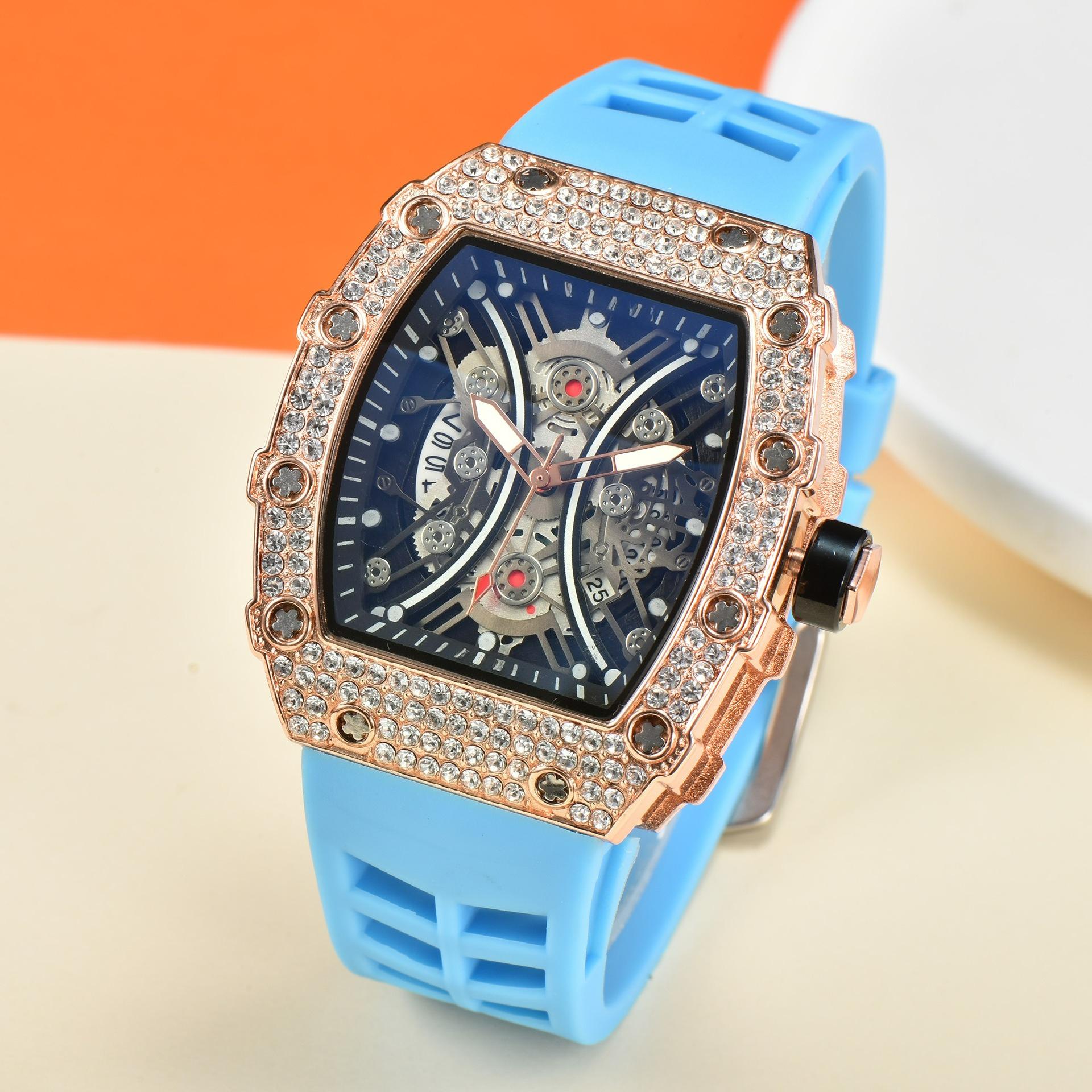 Імпортний винний бочкоподібний діамантово-інкрустований європейський кварцовий європейський кварцовий годинник
Імпортний винний бочкоподібний діамантово-інкрустований європейський кварцовий європейський кварцовий годинник