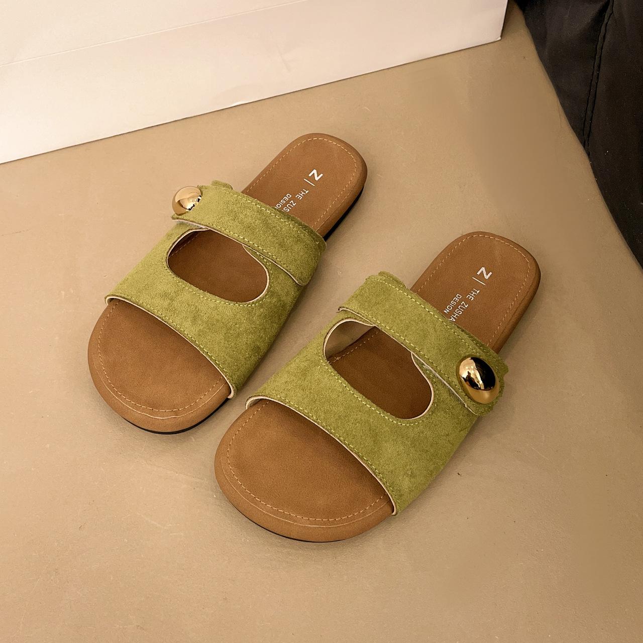 Fashion 2025 Summer Women s Thick Sole High Heel Flip Flops Beach Sandals for Outdoor Wear Stylish with Dresses Casual Outfits Slippers 40
Fashion 2025 Summer Women s Thick Sole High Heel Flip Flops Beach Sandals for Outdoor Wear Stylish with Dresses Casual Outfits Slippers 40