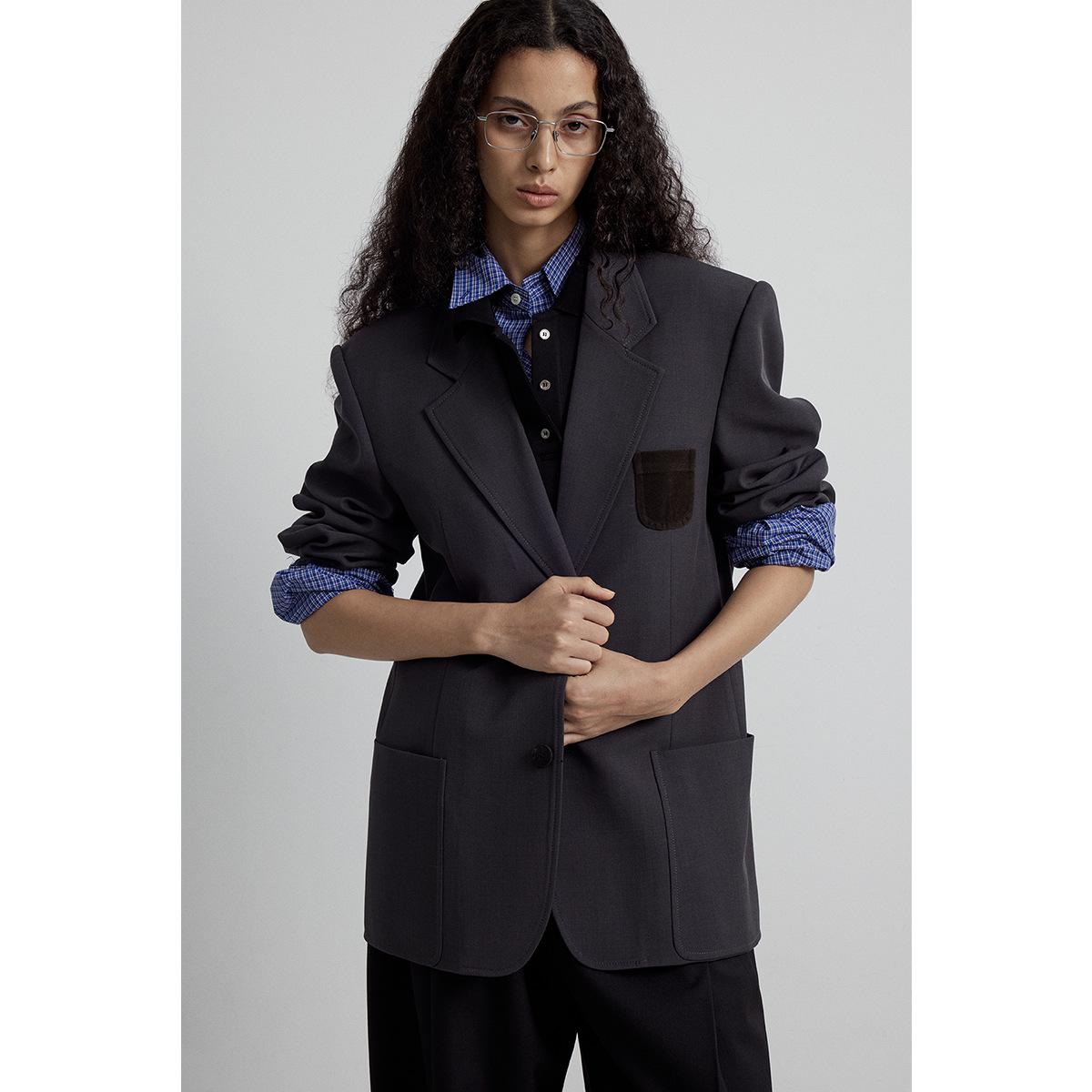 Shi Shi Унисекс Блейзер Ретро с Цветными Блоками, Накладным Карманом и Застежкой на Две Пуговицы, Женский V7548 One Size серый
Shi Shi Унисекс Блейзер Ретро с Цветными Блоками, Накладным Карманом и Застежкой на Две Пуговицы, Женский V7548 One Size серый