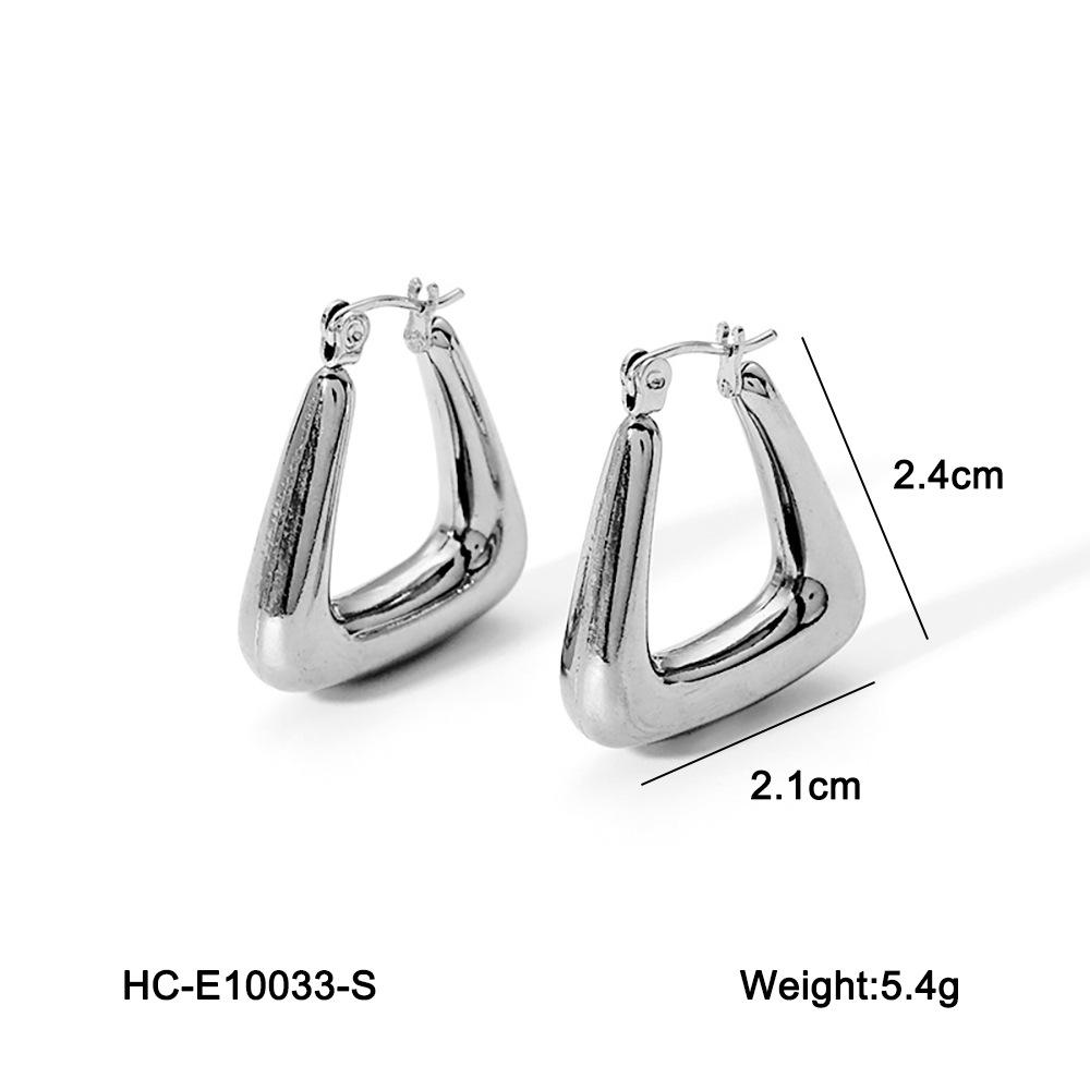 Fashionable light luxury earrings, premium 18K gold stainless steel, elegant hoop earrings for women, versatile style
Fashionable light luxury earrings, premium 18K gold stainless steel, elegant hoop earrings for women, versatile style