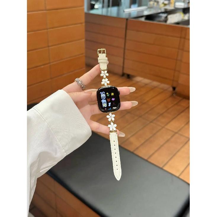 Fashion beautiful flower leather loop band For Apple Watch women 44mm 40 45 41 49 42 38 Series 11 10 9 8 SE 7 6 5 4 3 Strap 38mm40mm41mm белого золота
Fashion beautiful flower leather loop band For Apple Watch women 44mm 40 45 41 49 42 38 Series 11 10 9 8 SE 7 6 5 4 3 Strap 38mm40mm41mm белого золота
