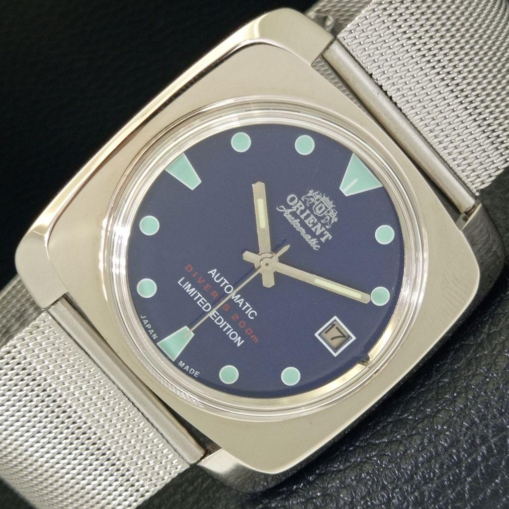 USED AUTOMATIC 46941 VINTAGE ORIENT JAPAN MENS BLUE COLOR DIAL WATCH a702242-5 R123-a702242
USED AUTOMATIC 46941 VINTAGE ORIENT JAPAN MENS BLUE COLOR DIAL WATCH a702242-5 R123-a702242