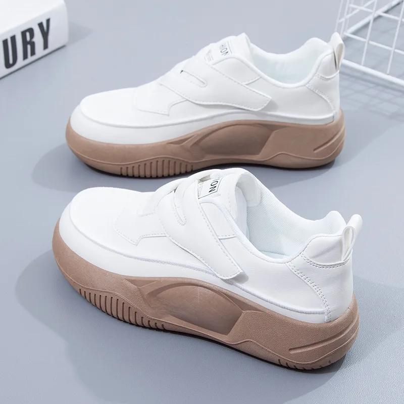 Модная повседневная обувь, женская новинка 2024 года, весенняя новая женская маленькая белая обувь, кроссовки для бега на толстой подошве
Модная повседневная обувь, женская новинка 2024 года, весенняя новая женская маленькая белая обувь, кроссовки для бега на толстой подошве