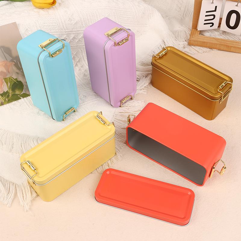 Old-Fashioned Rectangular Tinplate Box With Lid High Quality Metal Storage Box Cake Packaging Box Durable With Buckle Candy Box фіолетовий
Old-Fashioned Rectangular Tinplate Box With Lid High Quality Metal Storage Box Cake Packaging Box Durable With Buckle Candy Box фіолетовий