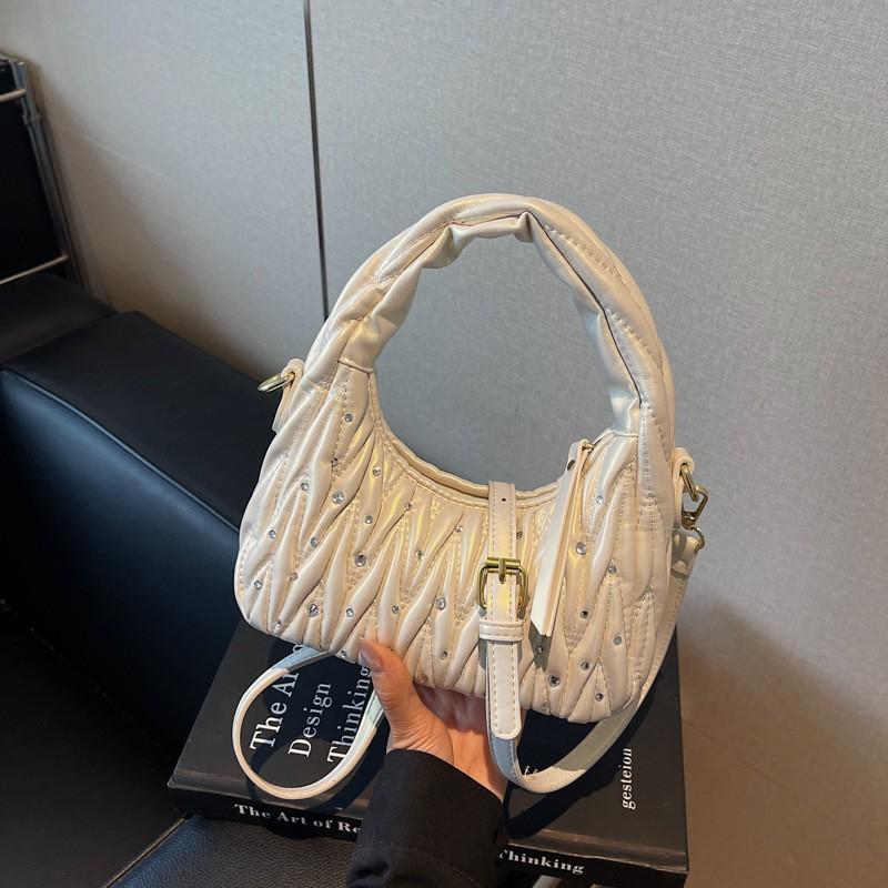 French High-end Pleated Commuter Handbag Niche Design Diamond-encrusted Temperament Dumpling Bag All-match One-shoulder Cross-body
French High-end Pleated Commuter Handbag Niche Design Diamond-encrusted Temperament Dumpling Bag All-match One-shoulder Cross-body