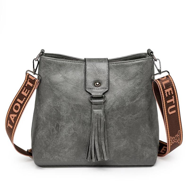 Retro Shoulder Bag 2026 Summer Casual Bucket Crossbody Bag For Women Messenger Bags Brown PU Leather Tassel Ladies Handbag серый
Retro Shoulder Bag 2026 Summer Casual Bucket Crossbody Bag For Women Messenger Bags Brown PU Leather Tassel Ladies Handbag серый