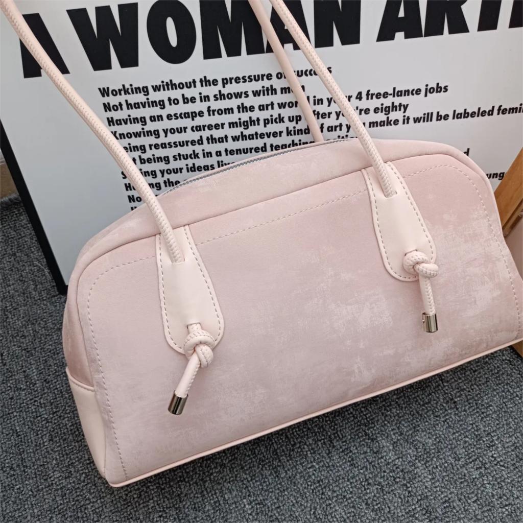 JIAERDI Harajuku Pink Bowling Bag Women New Summer Large Capacity Handbag Purse Female Fairycore Aesthetic Shoulder Bags Chic рожевий
JIAERDI Harajuku Pink Bowling Bag Women New Summer Large Capacity Handbag Purse Female Fairycore Aesthetic Shoulder Bags Chic рожевий