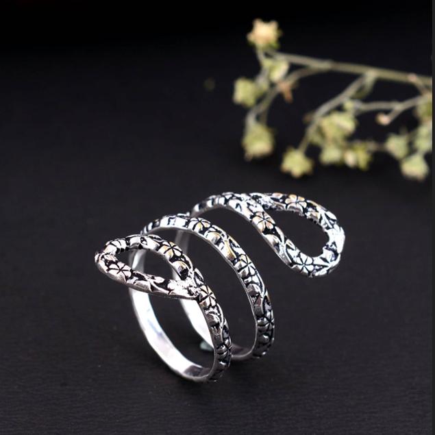 Adjustable Finger Wrap Silver Plated Arthritis Ring Stylish Knuckle Trigger Finger Support Healing Jewelry Gift for Women 4 срібний
Adjustable Finger Wrap Silver Plated Arthritis Ring Stylish Knuckle Trigger Finger Support Healing Jewelry Gift for Women 4 срібний
