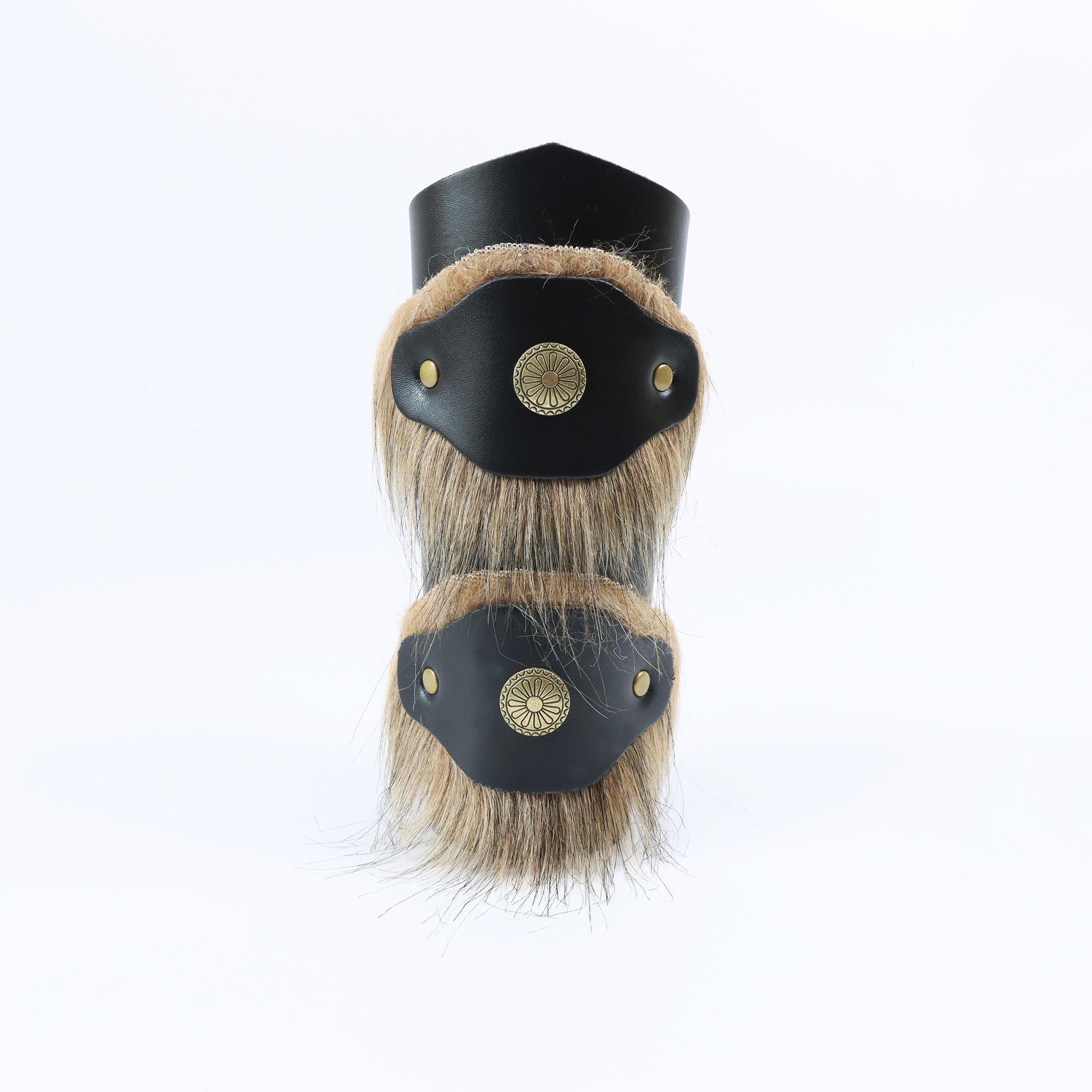 New Medieval Retro Three-strap Adjustable Faux Fur Wrist Guard Knight Costume Accessories Arm Guard COSPLAY Props One Size
New Medieval Retro Three-strap Adjustable Faux Fur Wrist Guard Knight Costume Accessories Arm Guard COSPLAY Props One Size