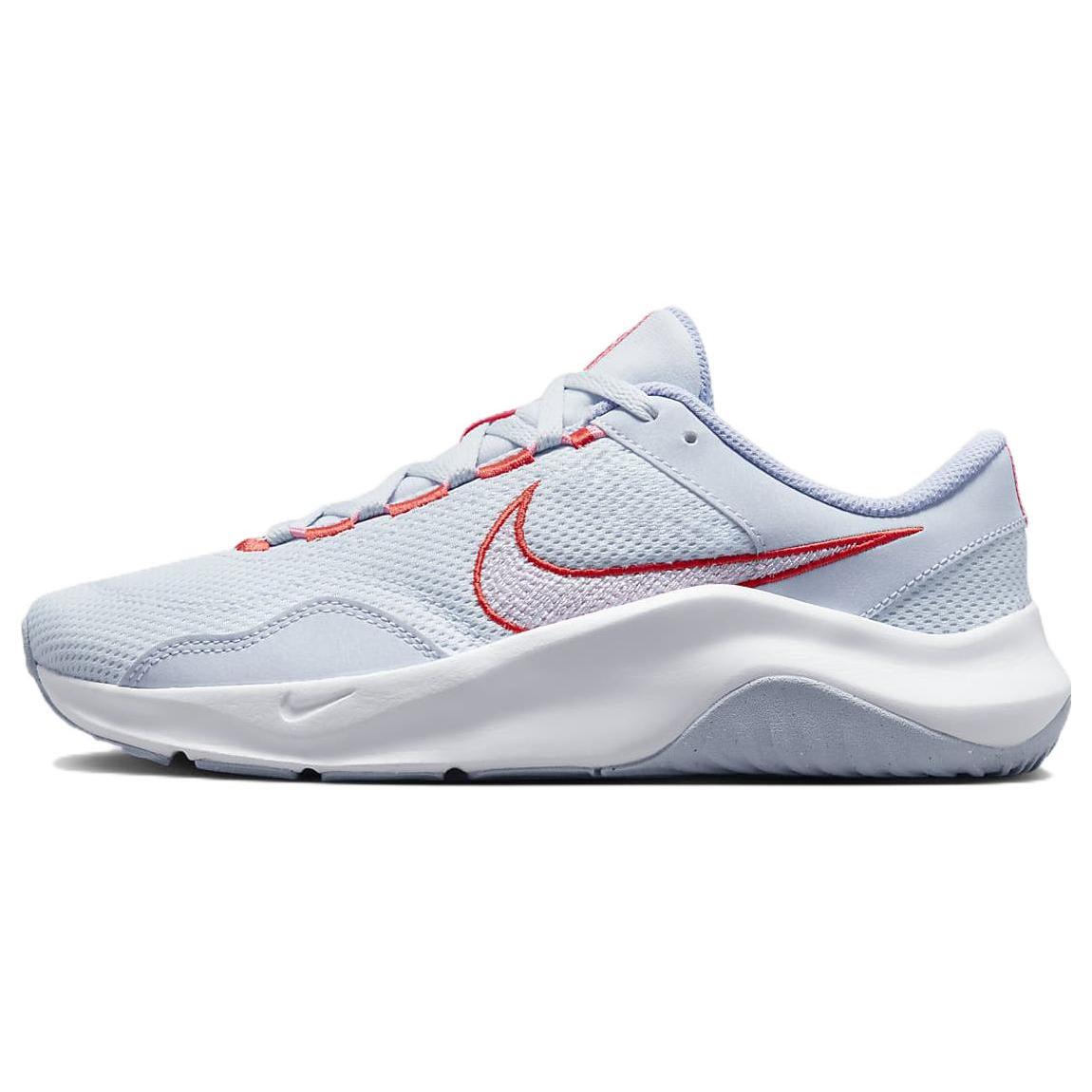 Новые женские кроссовки Nike Legend Essential 3 Next Nature Серый Красный DM1119-005 42
Новые женские кроссовки Nike Legend Essential 3 Next Nature Серый Красный DM1119-005 42